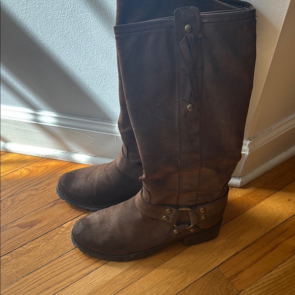 Report Shoes - Brown Leather Boots